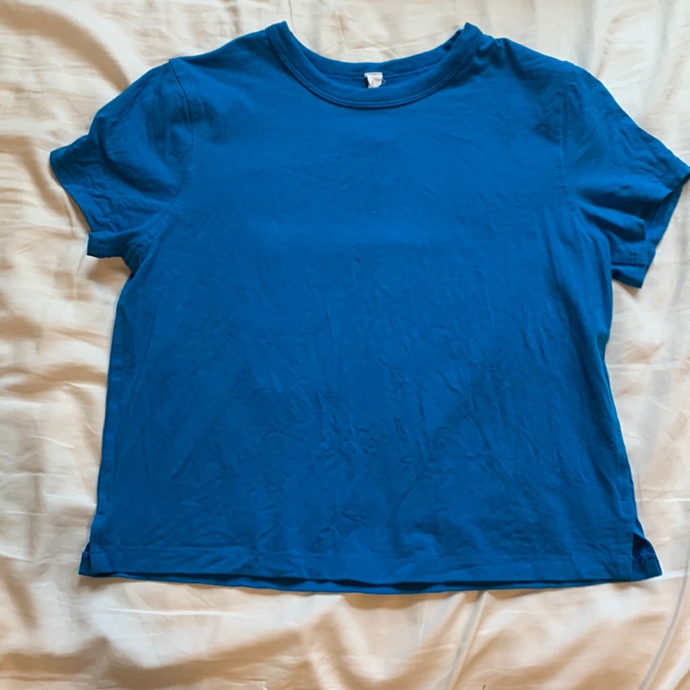 Lululemon Classic Fit cotton blend t-shirt size 2